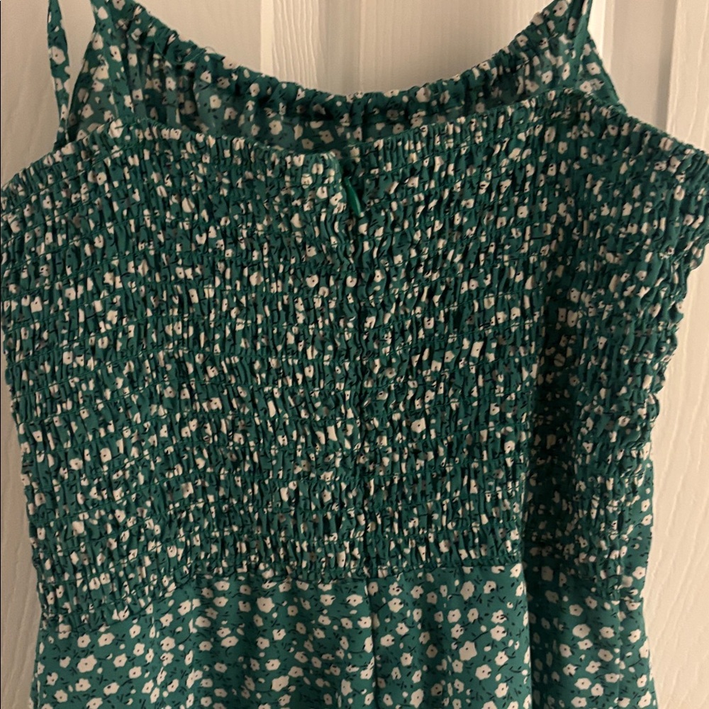 Green Floral Sleeveless Dress - Picture 9 of 9